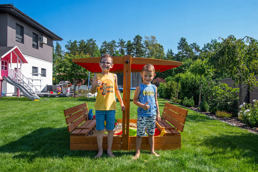 Afsluitbare XL Zandbak met Dak en Banken 140x140 cm | Rood