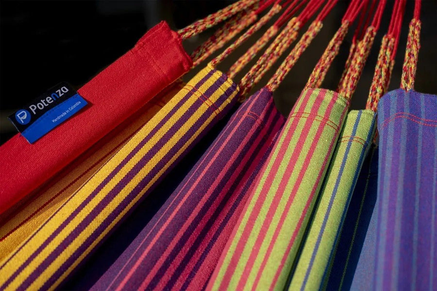 Arriba Colombiaanse hangmat rood met ruim ligoppervlak
