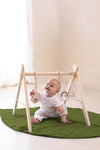 Babygym + Speelmat incl. 5 STIMULERENDE speeltjes – Babygym hout – Stevige & Veilige constructie – vanaf 0+ maand